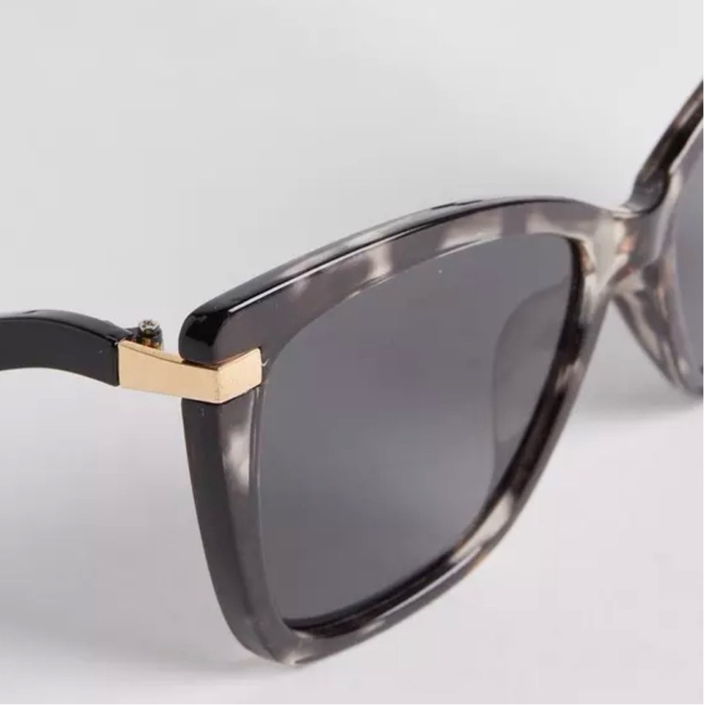 Torrid Cateye Smoke Lens Sunglass - Picture 2 of 5